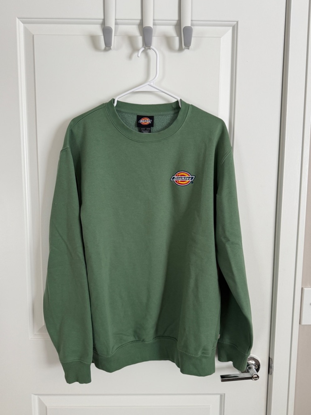 Dickies Men’s Green Crewneck Sweatshirt with Chest Logo